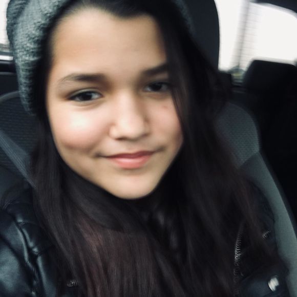 Meet your Posher, Han - Picture 1 of 1